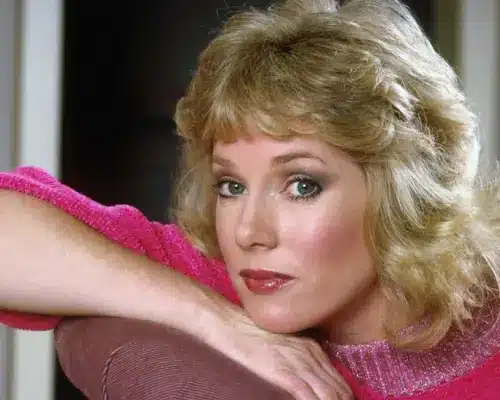 More info on Julia Duffy